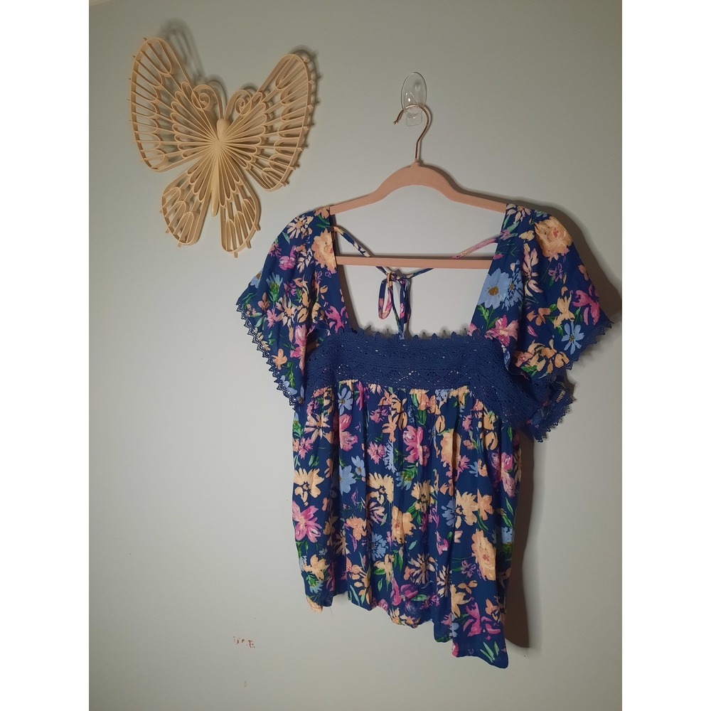 Floral Multicolor Blouse Sz Small With‎ Tie  Back, Flowy, Spring, Summer, Preppy